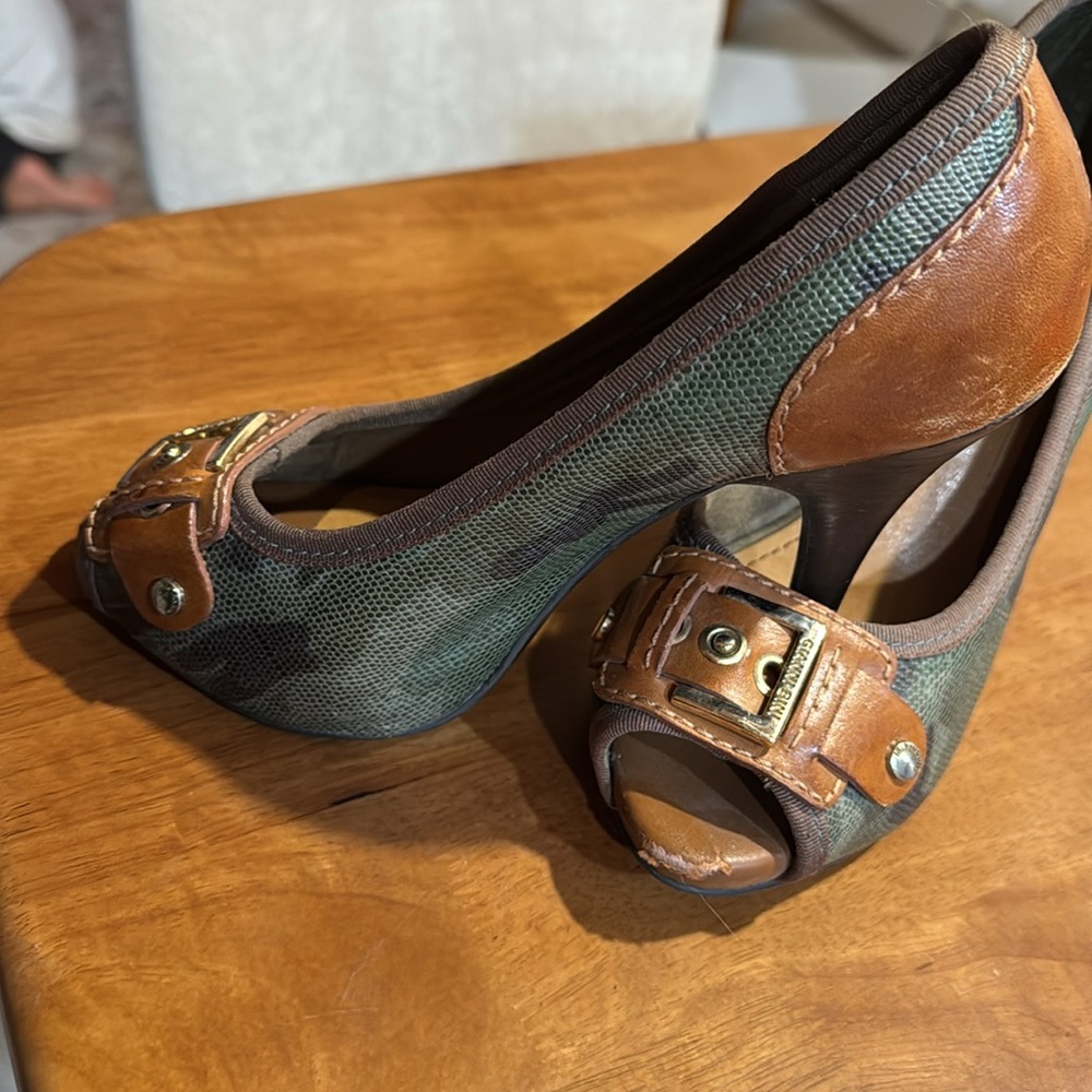 Gianni Bini Camo heels - Picture 2 of 7